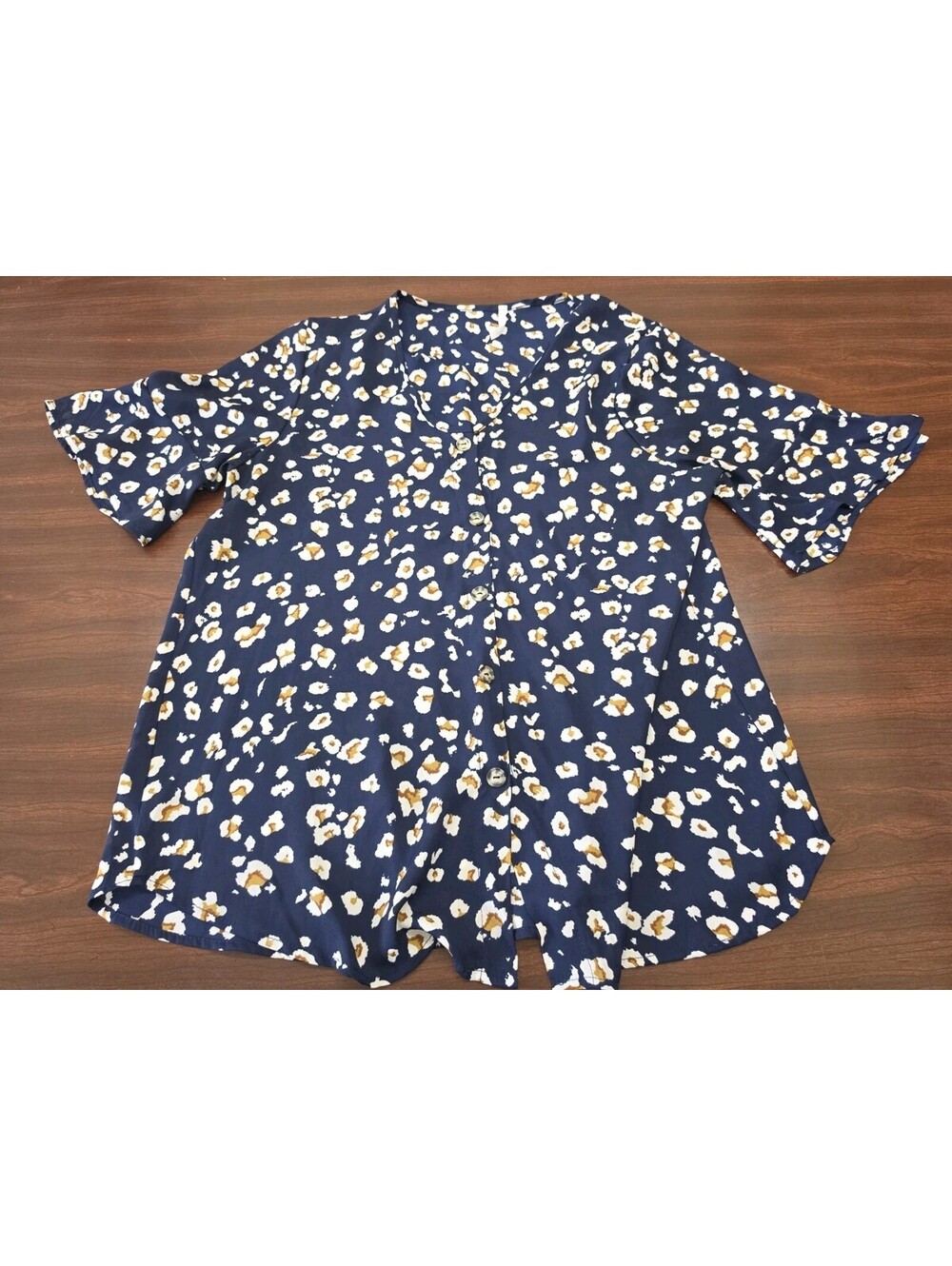 Lime N Chili Women L Blouse Blue Abstract Floral Print Button Front Short Sleeve